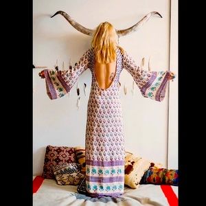 SPELL + GYPSY COLLECTIVE EMPRESS BOHEMIAN ROYALE MAXI DRESS BELL SLEEVES MEDIUM